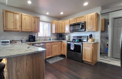 Twin Falls Casa | Quiet Neighborhood! - HOT TUB Retreat!