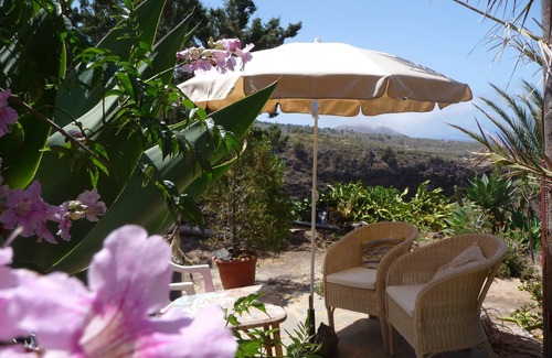 Santo Domingo Casa | Tranquilo oasis con vistas al mar en Canarias, lo más destacado para los amantes de la naturaleza.