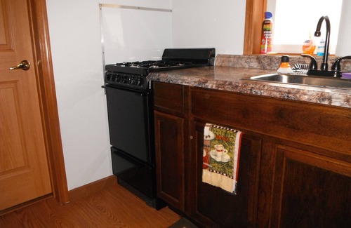 Kenosha Casa | Tranquila casa privada de 1 habitación en la ciudad