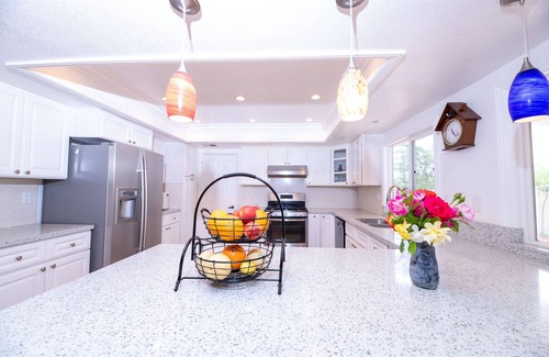 Valle Lindo Casa | Quiet, Private, Hillside, Home to Enjoy, 5br/3ba