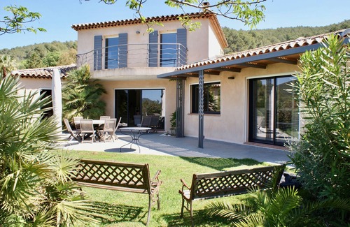 Carqueiranne Villa | Propiedad tranquila cerca de islas de oro