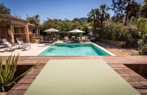 Saint-Cyr-sur-Mer Villa | Magnífica villa provenzal de 8-10 personas con piscina privada climatizada y mar