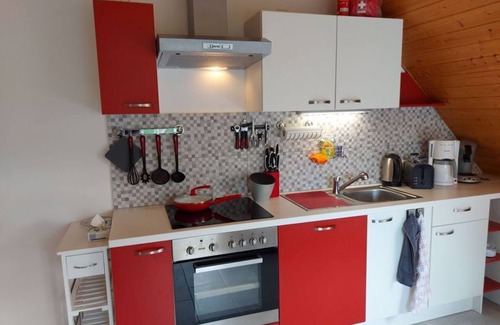 Leubnitz-Neuostra Apartamento | tranquilo, cerca del centro, 3 salas de estar, 2 a 6 personas, 3 líneas de autobús cercanas (50 m)