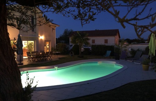Viriat Apartamento | Quiet studio bathroom kitchen wc swimming pool & parking