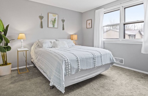 Fairport Casa | Quiet, stylish, & family-friendly 3 BR in Fairport