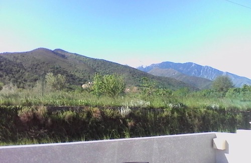 Rigarda Casa | Villa tranquila al pie de las montañas.