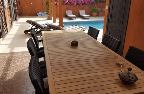 Ngaparou Villa | Villa tranquila cerca del mar - estilo europeo