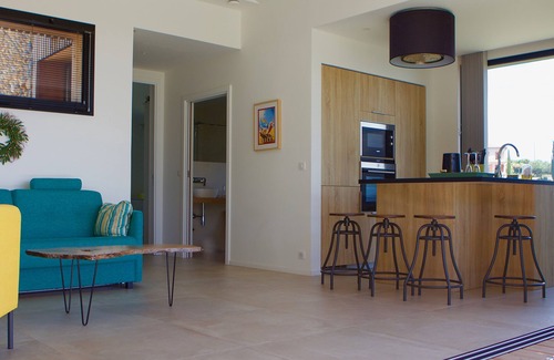 Ventabrun Villa | VILLA CONTEMPORÁNEA COMPLETA AL SUR CON VISTA AL MAR