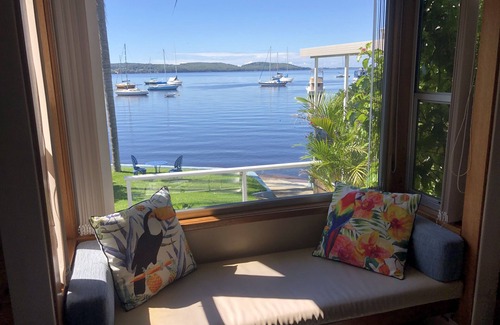 Toronto Cabaña | Tranquil Shores Waterfront Cottage