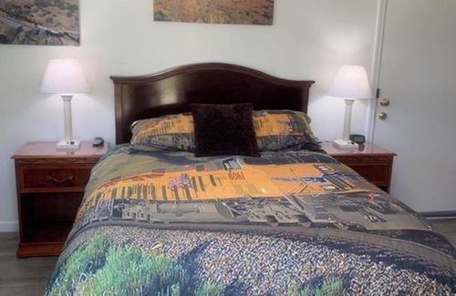 Keene Casa | "Quinn"tessential RailFan Accommodations 4 People 13& up. 2 Bedroom, 1 Bathroom