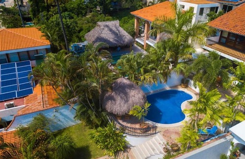 Bucerías Villa | Quinta Delfin - 3BR Family Villa with Private Pool in Golden Zone