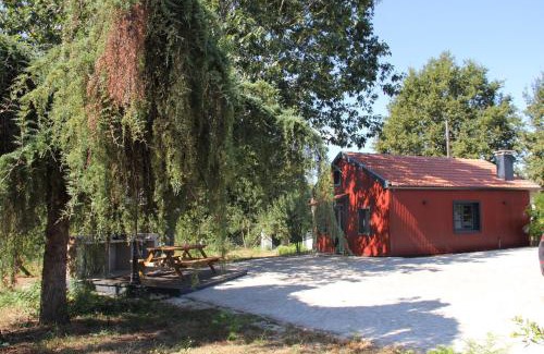 Sao Pedro do Sul Casa | Quintinha do Varoso - Little Red Cottage House
