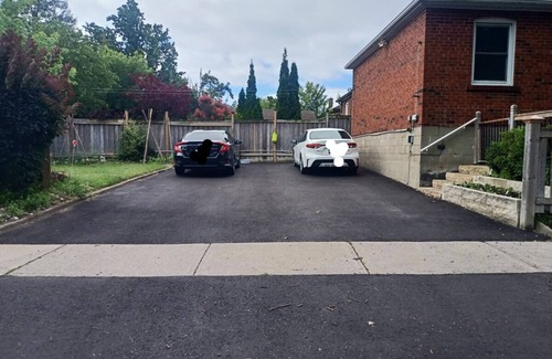 Alderwood Casa | Quite Basement with separate entrance, Friendly neighborhood,