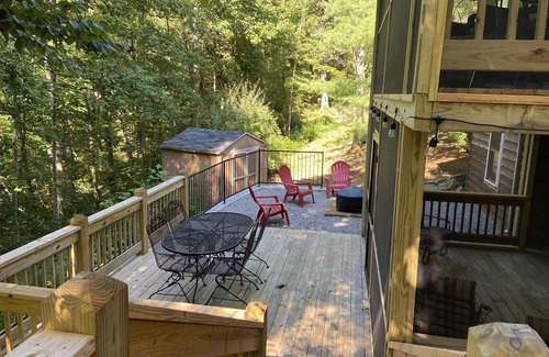 Sloans Valley Cabina | Muy cabaña en Lake Cumberland Resort Burnside, KY. Porches seleccionados y bañera de hidromasaje
