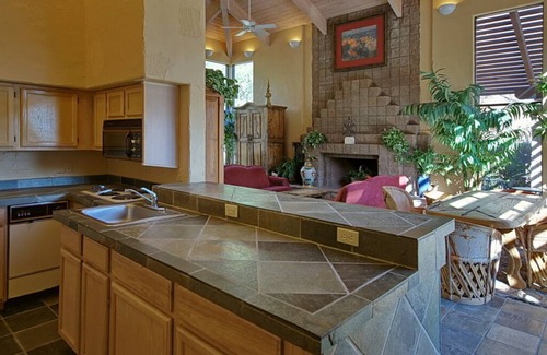 Tucson Condominio | ¡MUY INVITADOR! VISTA AL CAÑON EN VENTANA