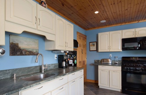Mount Holly Casa | Quite Retreat in Mount Holly!