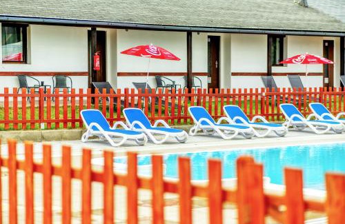 Knezmost Hotel | RÁJ sportovní a rekreační resort Branžež