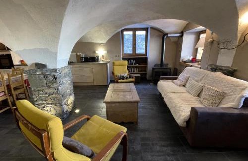 Saint-Martin-de-Belleville Apartamento | Résidence La Croix De Fer - Appartement vouté rénové à St Martin de Belleville MAE-4994