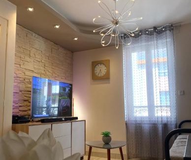 Montlucon Apartamento | Résidence DESCHAMPS