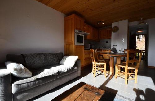 Notre-Dame-de-Bellecombe Apartamento | Résidence Cheloup - Appartement de charme avec une superbe vue sur le Mont Charvin MAE-2174
