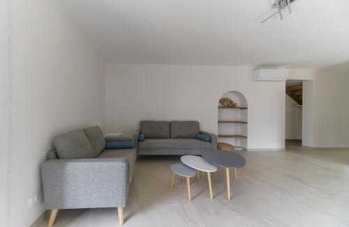 Saulcet Apartamento | Résidence Penaud - Appartements design et climatisés à la campagne