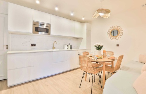 Old Town Apartamento | Résidence Saint-Tropez FENIERS
