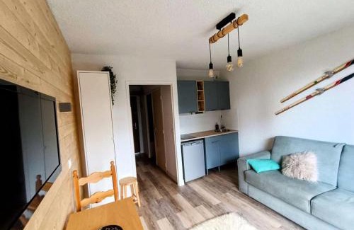 Risoul Apartamento | Résidence Villaret 2 - Joli studio tout confort au pied des pistes à Risoul MAE-7141