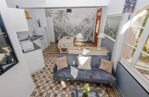 La Nartelle Casa | Rêve D'azur plage de la Nartelle, maison Julia avec Piscine partagée, Parking & Terrasse BBQ, Wifi et Draps Inclus