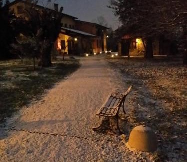 Scarzara Cama Y Desayuno | R&B Albero Cavo Parma