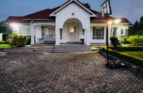 Rodi Kopany Villa | R&B Retreat house in Rodi Kopany - Homabay County, Kenya, Africa