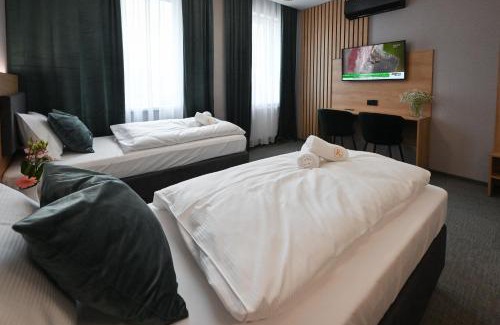 Witnica Hotel | R Zajazd Witnica