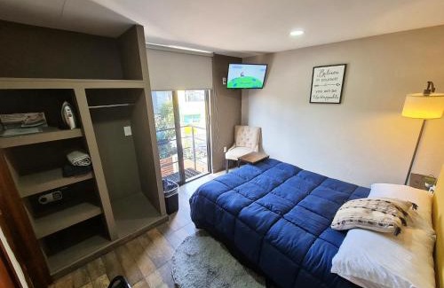 Ciudad López Mateos Apartamento | R06-C46 STUDIO frente al ITESM CEM Familias Estudiantes Empresas Ejecutivos Turistas Nómadas BIENVENIDOS! UBICACIÓN ESTRATÉGICA 10min Izcalli-15min Esmeralda-20min Sátelite-25min AIFA