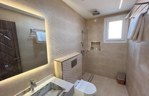 Bidiya Casa | R61 Sunrise Chalet