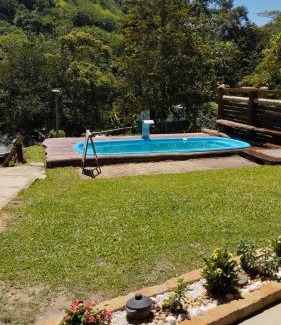 Casimiro de Abreu Apartamento | Raízes da Serra , Refúgio Beira-Rio no Baixo Sana