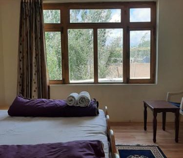 Leh Cama Y Desayuno | Rabyang Guest House and Homestay