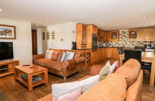 Kirksanton Casa | Raceside Cottage
