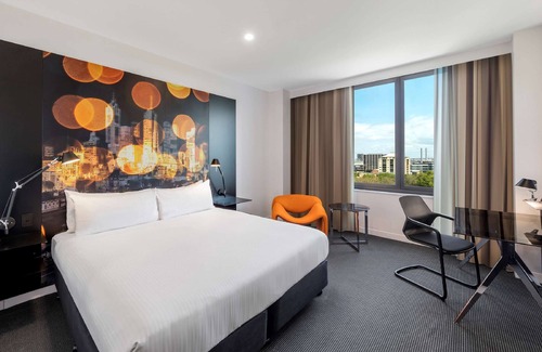 Melbourne Central Business District Hotel | Radisson on Flagstaff Gardens Melbourne