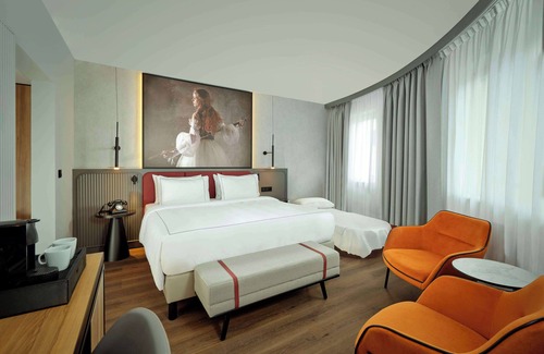 West Berlin Centre Hotel | Radisson RED Berlin Kudamm