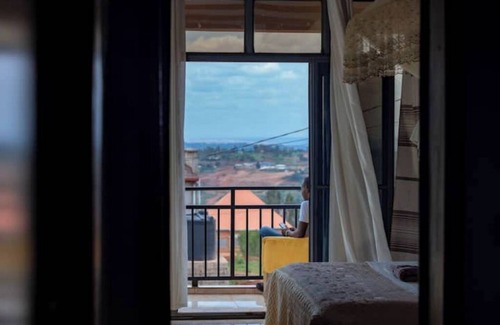 Rwanda Casa | Raena's Home