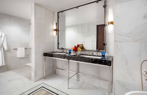 Prudential - St. Botolph Hotel | Raffles Boston