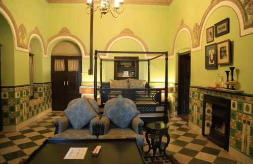 The Mall Road Hotel | Raghu Vilas