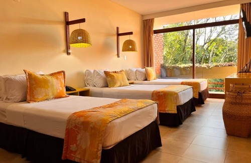 Puerto Iguazú Hotel | Raices Esturión Hotel