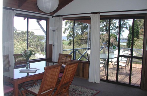 Ocean Beach Cabina | Rainbow House