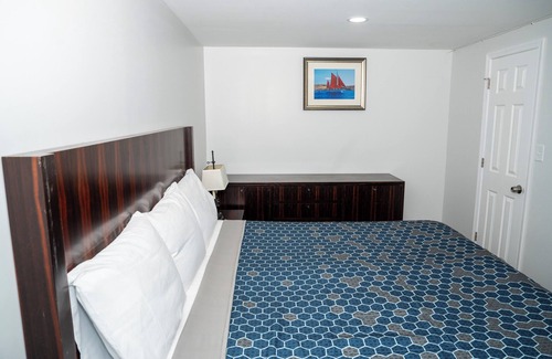Monocacy Station Hotel | Rainbow Motel