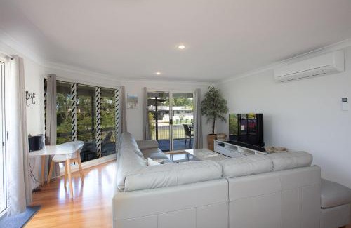 Rainbow Beach Casa | Rainbow Tides - Rainbow Beach - Pets welcome - Aircon