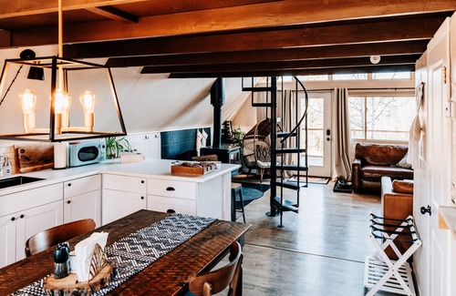 Spring Valley Cabina | Rainbow Trail /A-frame