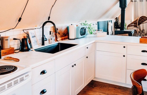 Spring Valley Cabina | Rainbow Trail /A-frame