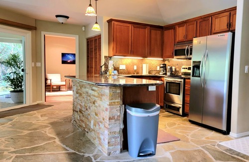 Royal Hawaiian Estates Casa | Rainforest Retreat w/Outdoor Fireplace & Hot Tub