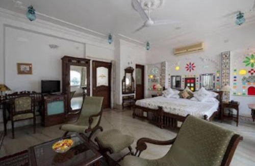 Udaipur Hotel | Raj Niwas