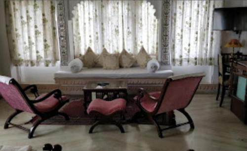 Udaipur Hotel | Raj Niwas